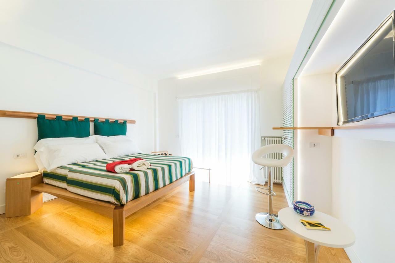 Luiselle Charming Accommodation Sorrento City Center Eksteriør bilde